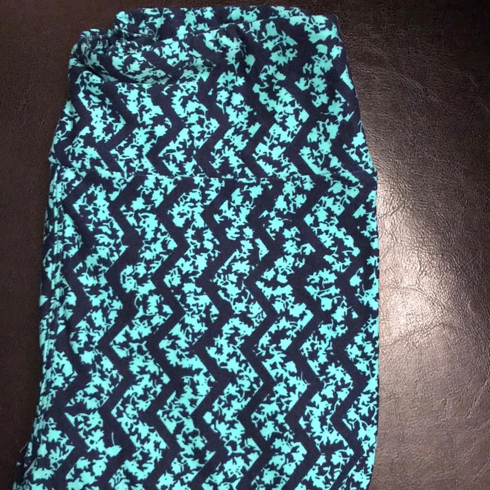 LuLaRoe one size leggings